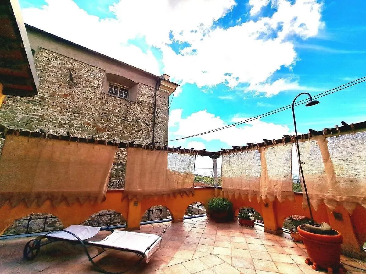 Un Piccolo Castello Medioevale Vicino 5 Terre Villa Giucano